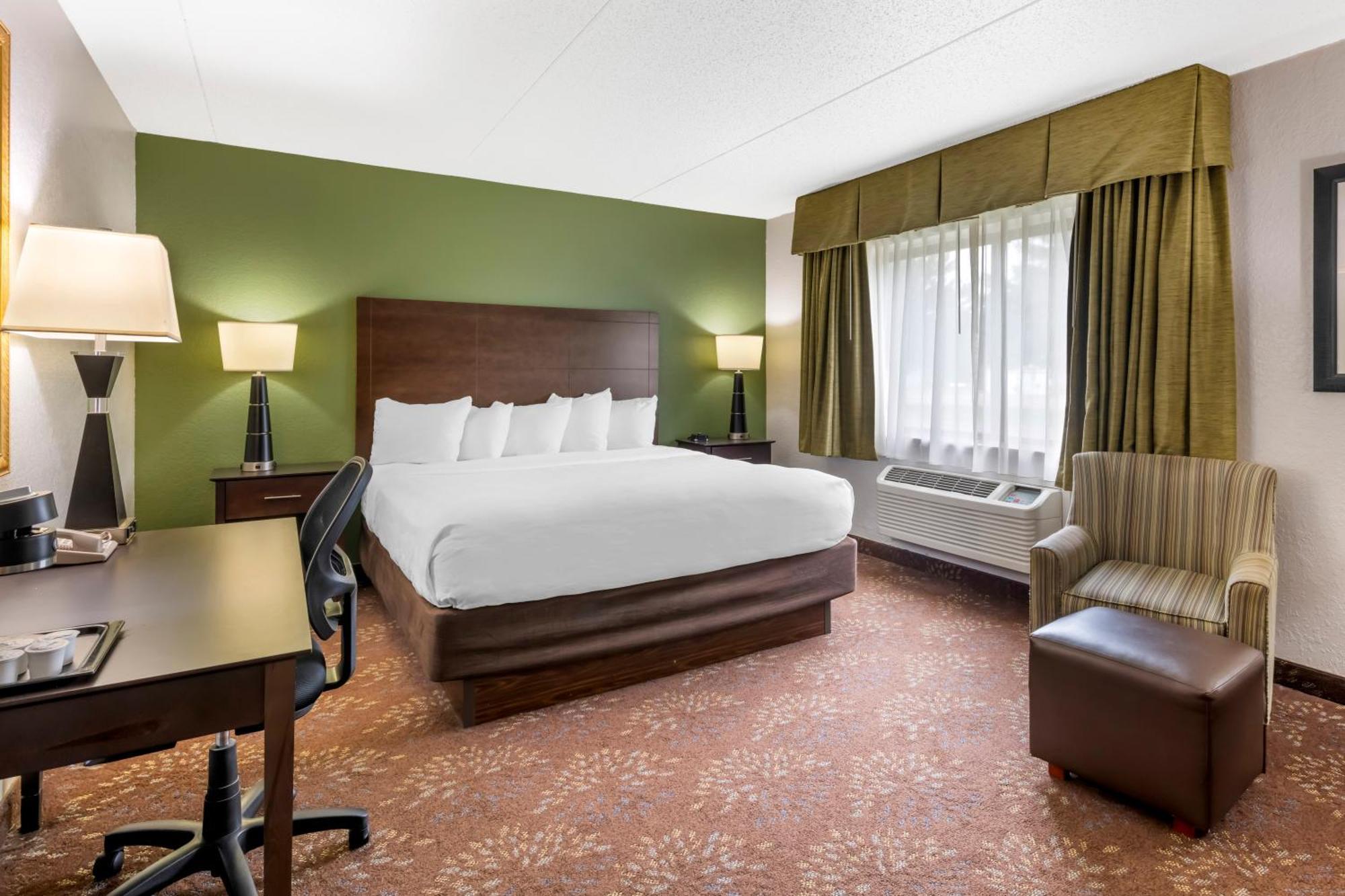 Best Western Plus New Ulm Exterior photo