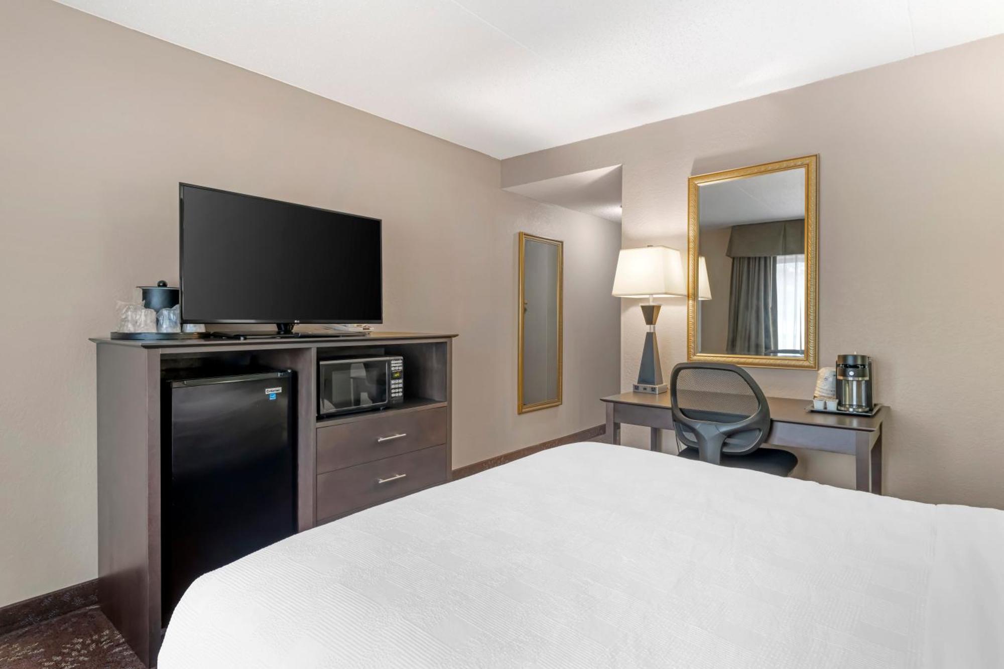 Best Western Plus New Ulm Exterior photo
