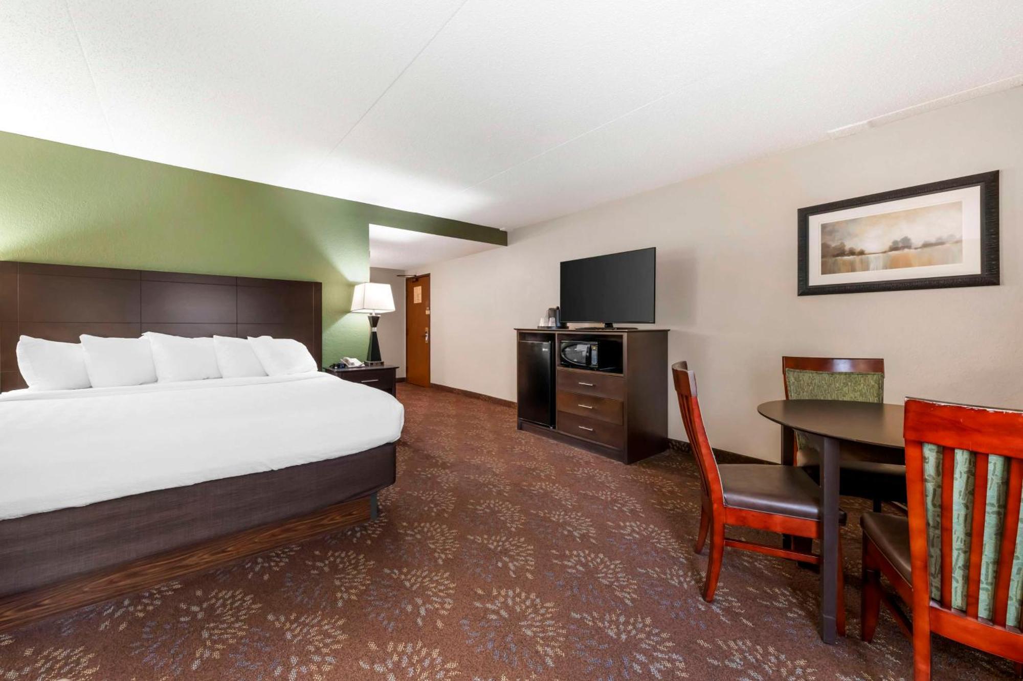 Best Western Plus New Ulm Exterior photo