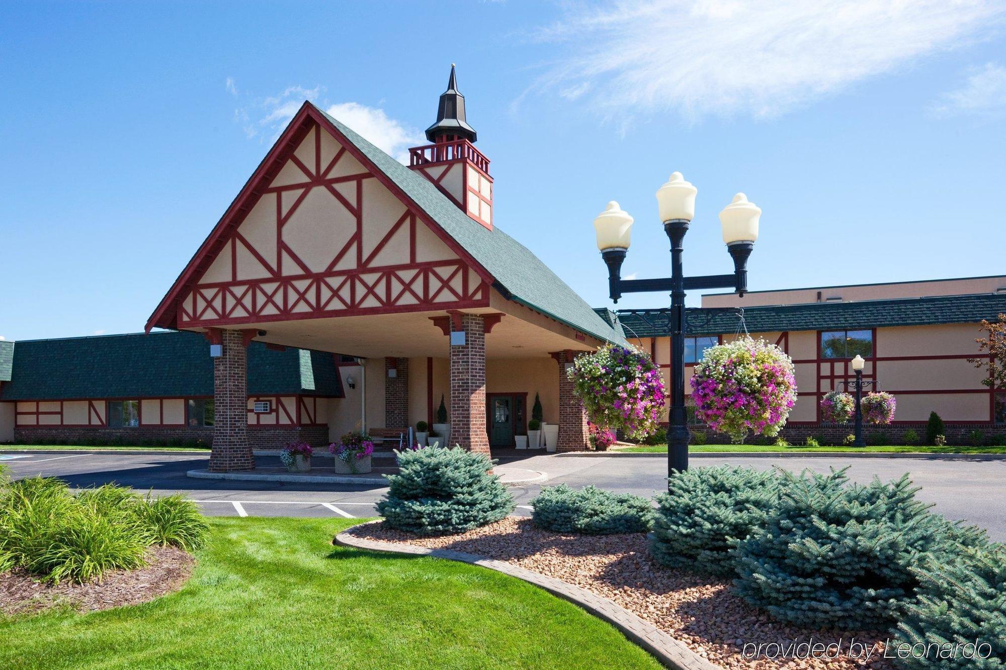 Best Western Plus New Ulm Exterior photo